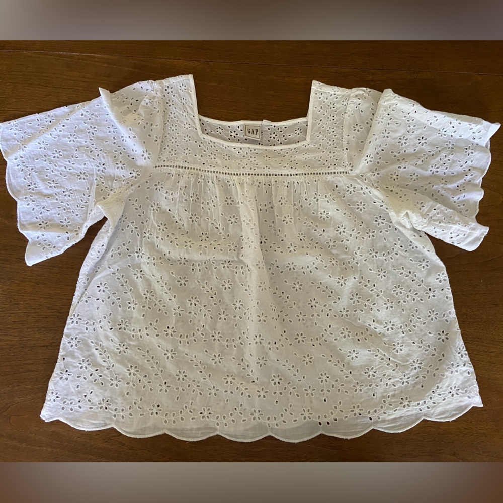 GAP White Eyelet Blouse